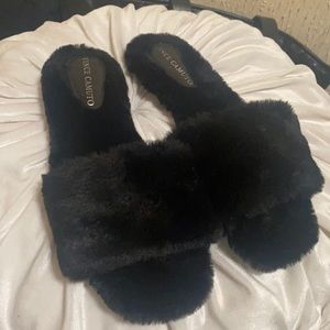 NWOT black fur slide